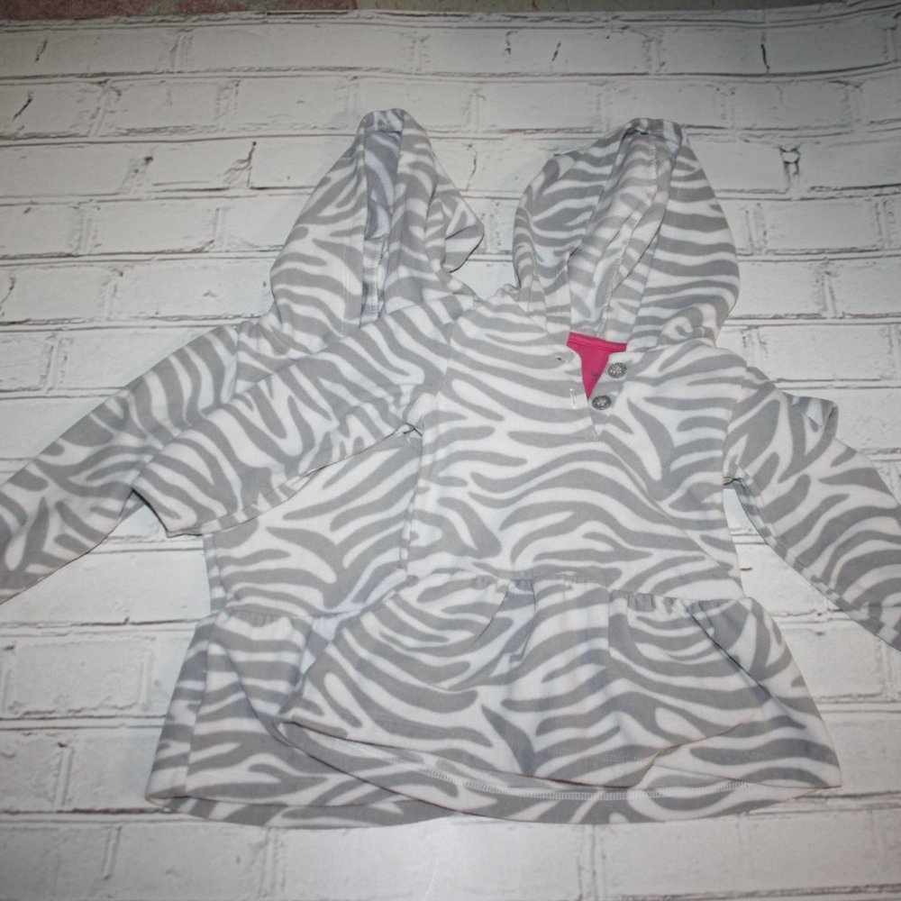 🦓 Zebra Print Sweater Set – 18M - Picture 5 of 5